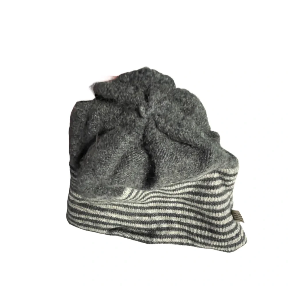 Portolano Kids Cashmere Stripe Hat 3-9 Years